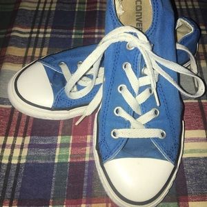 Girls Converse